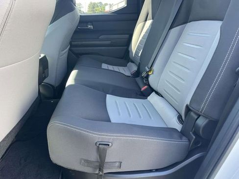 Used 2025 Toyota Tacoma TRD Sport image 8