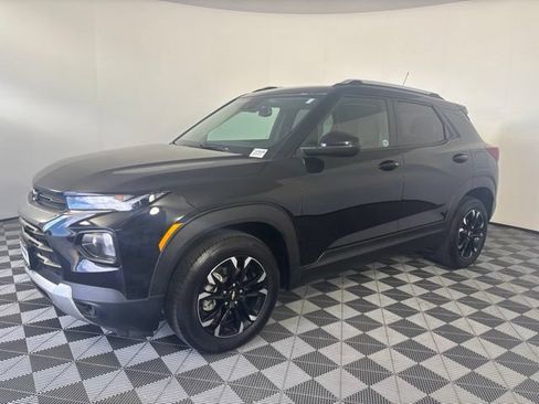 Used 2023 Chevrolet TrailBlazer LT w/ Convenience Package FWD image 29