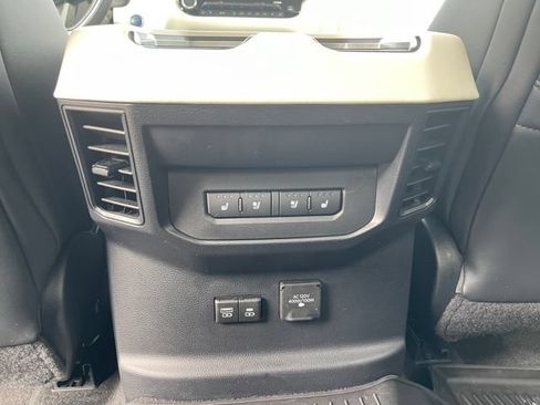 Used 2023 Toyota Tundra Capstone AWD/4WD image 17