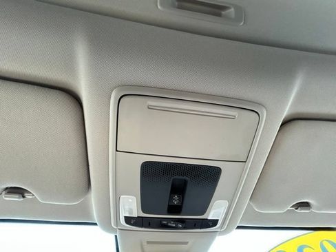 Used 2023 Honda CR-V EX image 16