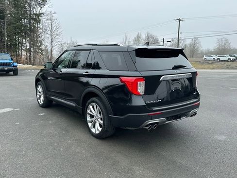 Used 2022 Ford Explorer Platinum w/ Equipment Group 601A AWD/4WD image 3