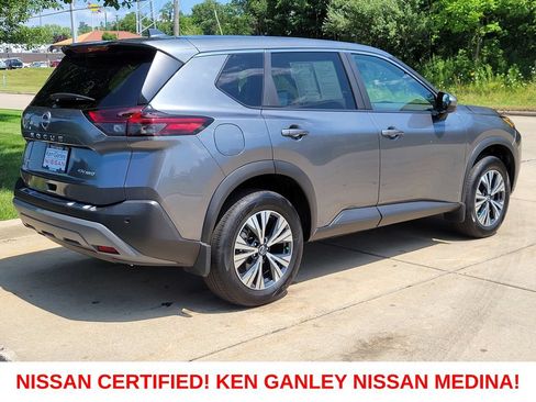 Certified 2023 Nissan Rogue SV AWD/4WD image 3