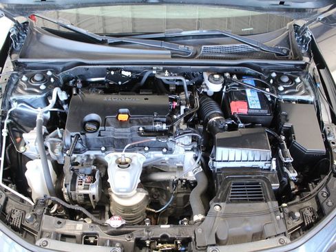 Certified 2024 Honda Civic Sport image 32