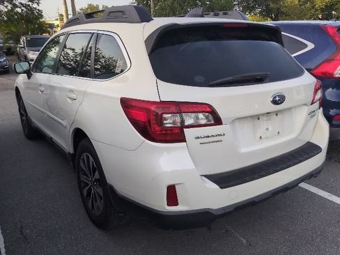 Used 2016 Subaru Outback 2.5i Limited AWD/4WD image 4