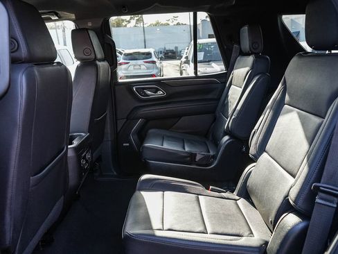 Used 2023 Chevrolet Tahoe LT RWD image 17