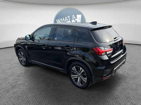 Used 2020 Mitsubishi Outlander Sport ES AWD/4WD image 6