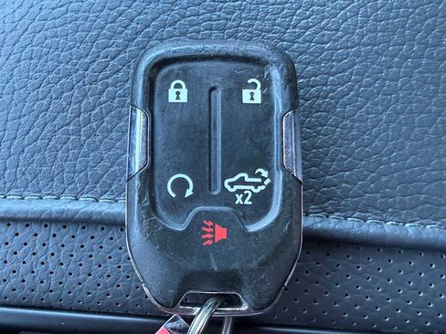 Used 2021 GMC Sierra 3500 Denali w/ Technology Package image 29