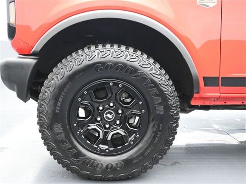 Used 2022 Ford Bronco Wildtrak image 18