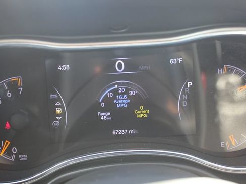 Used 2020 Jeep Grand Cherokee Altitude AWD/4WD image 16