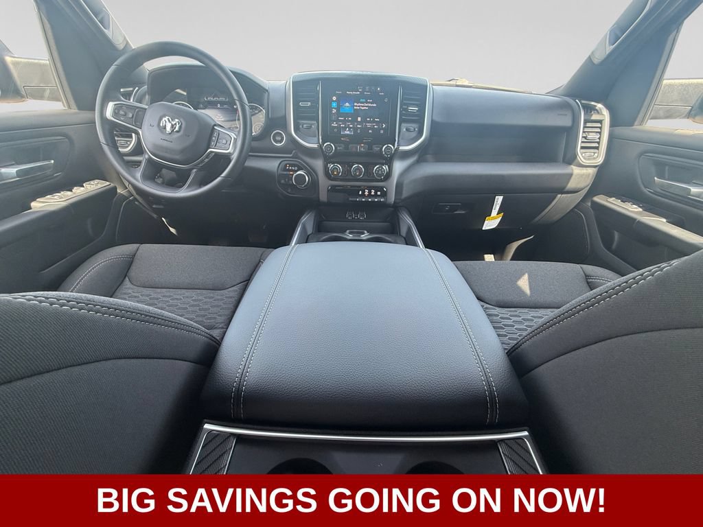 New 2026 RAM 1500 Express AWD/4WD image 23