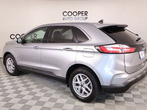 Used 2024 Ford Edge SEL image 22