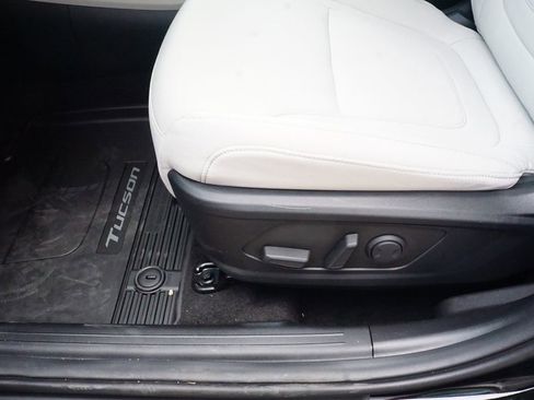 New 2026 Hyundai Tucson SEL FWD image 19