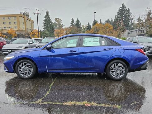 New 2026 Hyundai Elantra Blue image 4