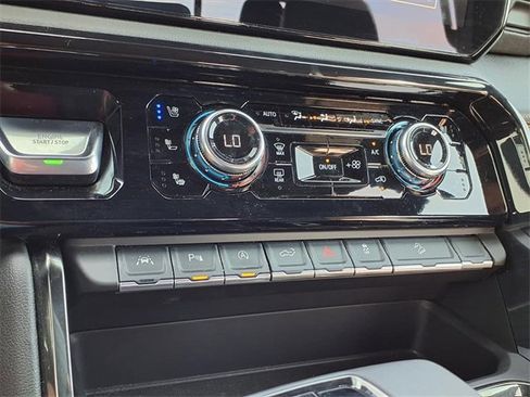 Used 2024 GMC Sierra 1500 AT4 w/ AT4 Premium Package image 7