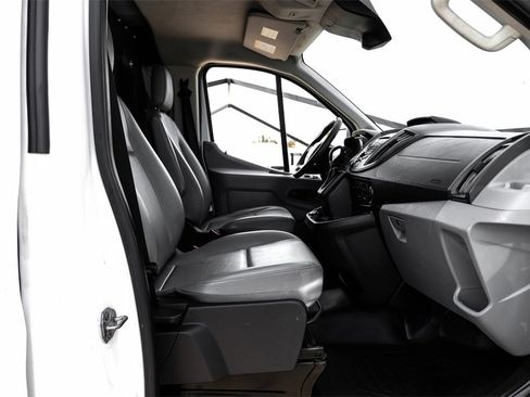 Used 2019 Ford Transit 250 130 Low Roof image 32