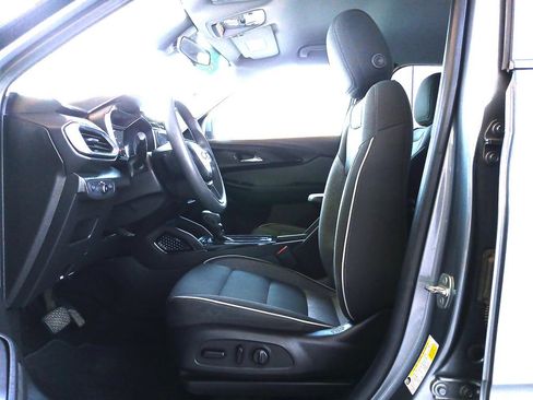 Used 2022 Chevrolet TrailBlazer LT image 20