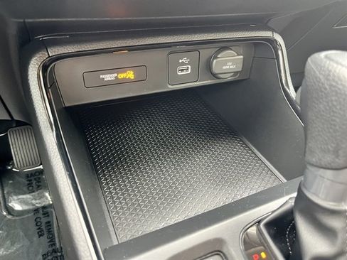 Used 2025 Honda CR-V LX image 26