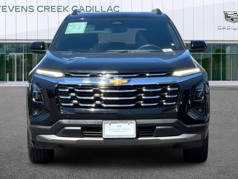 Used 2025 Chevrolet Equinox LT w/ Convenience Package II FWD image 8