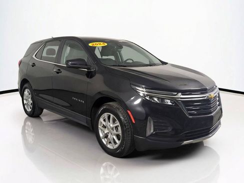 Used 2024 Chevrolet Equinox LT AWD/4WD image 2