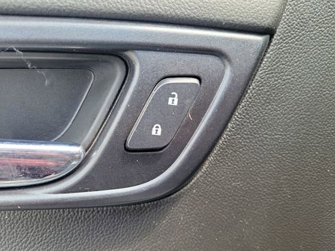 Used 2019 Chevrolet Tahoe 4WD w/ Remote Keyless Entry Package image 21