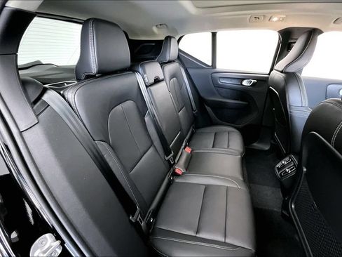 New 2026 Volvo XC40 B5 Core w/ Protection Package Premier AWD/4WD image 8