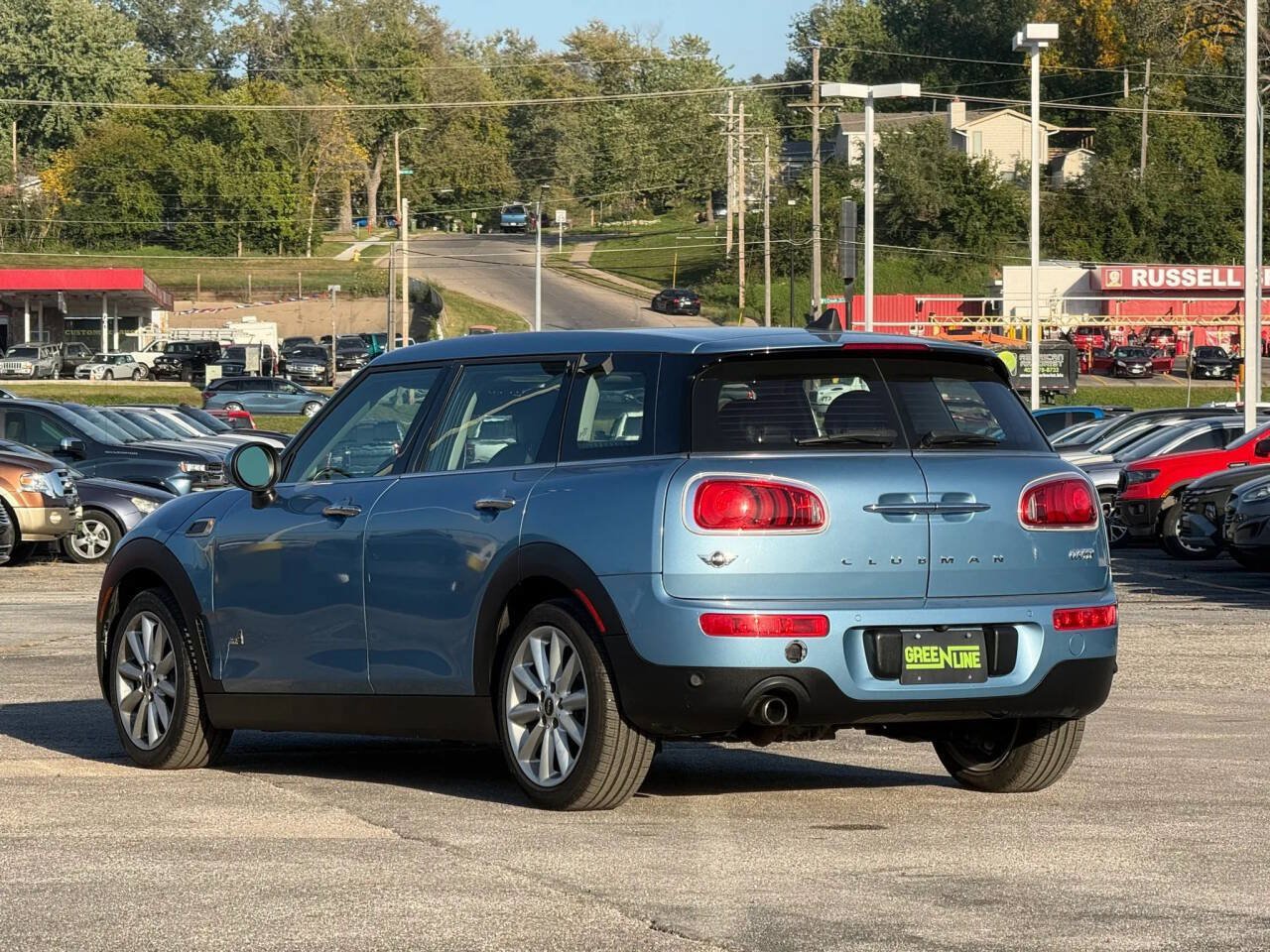 Used 2017 MINI Cooper Clubman ALL4 AWD/4WD image 2