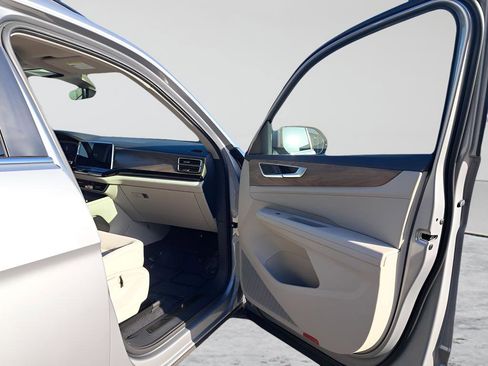 New 2026 Volkswagen Atlas SE AWD/4WD image 16