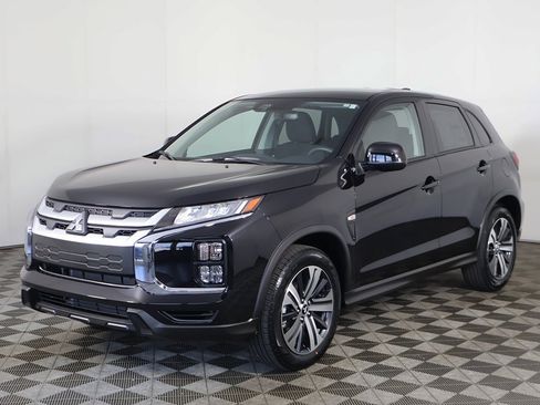 New 2025 Mitsubishi Outlander Sport ES image 3