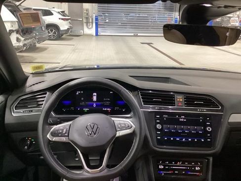 Certified 2023 Volkswagen Tiguan SE AWD/4WD image 7