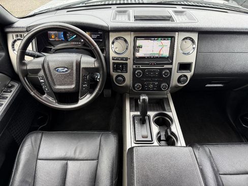 Used 2015 Ford Expedition EL XLT w/ Equipment Group 202A image 30