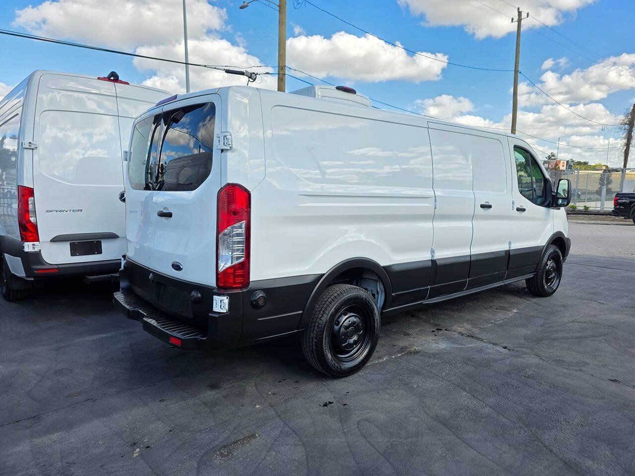 Used 2019 Ford Transit 250 148 Low Roof RWD image 6