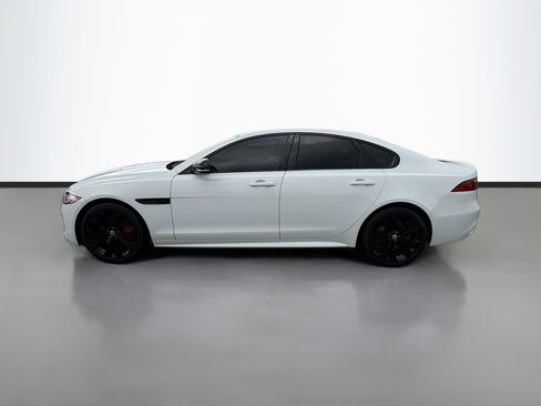 Used 2024 Jaguar XF R-Dynamic SE image 2