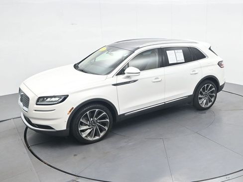 Used 2022 Lincoln Nautilus Reserve w/ Equipment Group 201A AWD/4WD image 25