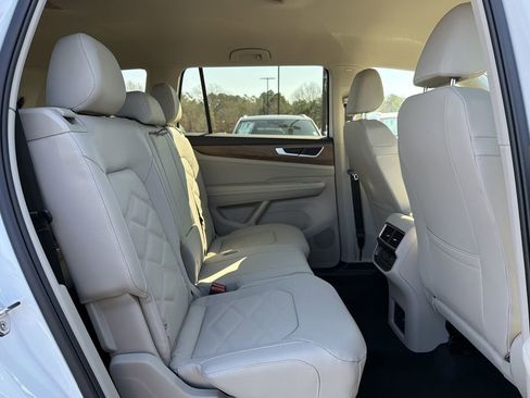New 2026 Volkswagen Atlas SE image 18