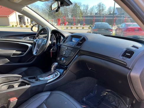 Used 2012 Buick Regal Leather FWD image 19