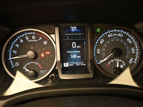 Used 2023 Toyota Tacoma TRD Sport w/ Black Out Package (TMS) image 18