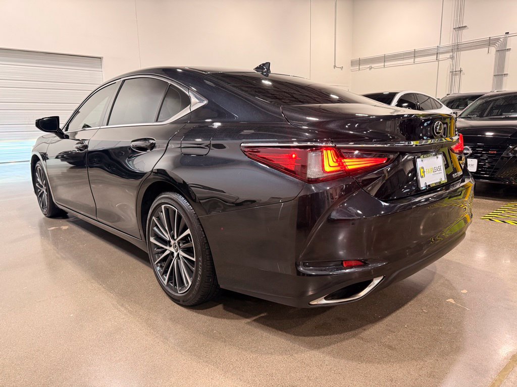 Used 2022 Lexus ES 350 w/ Premium Package FWD image 7