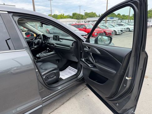 Used 2019 MAZDA CX-9 Touring AWD/4WD image 9