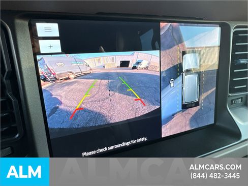 Used 2023 Ford Bronco Wildtrak image 35