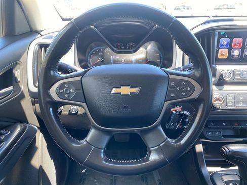 Used 2018 Chevrolet Colorado Z71 w/ Z71 Midnight Edition AWD/4WD image 14