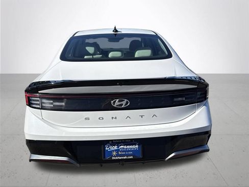 Used 2025 Hyundai Sonata SEL FWD image 7