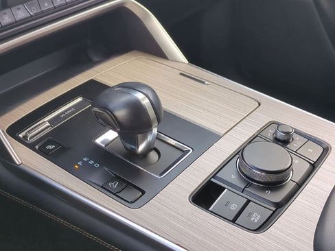 Used 2024 MAZDA CX-90 Plug-In Hybrid w/ Preferred image 32