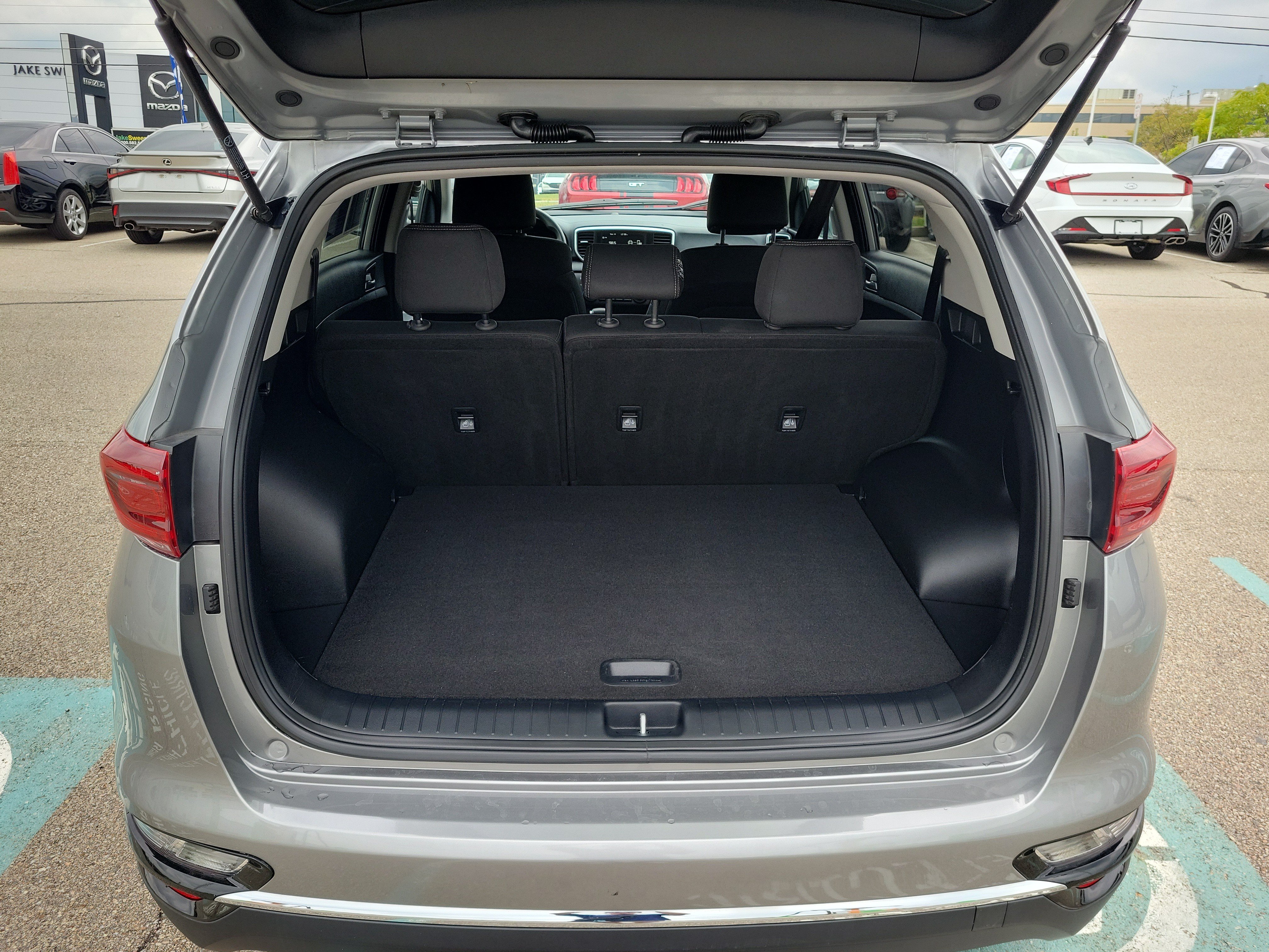 Used 2020 Kia Sportage LX AWD/4WD image 7