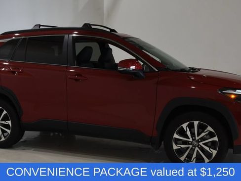Used 2023 Toyota Corolla Cross XLE w/ Convenience Package AWD/4WD image 3
