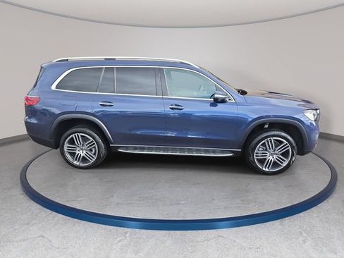 Used 2024 Mercedes-Benz GLS 450 4MATIC image 5