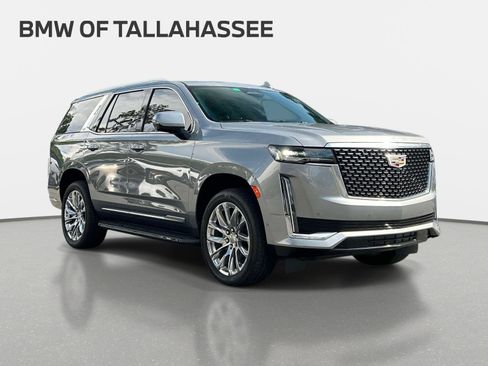Used 2023 Cadillac Escalade Premium Luxury w/ LPO, Radiant Package AWD/4WD image 3