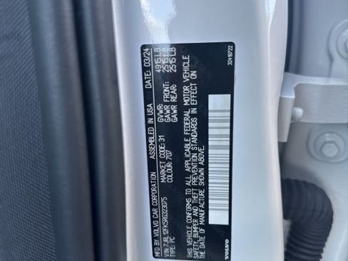 Certified 2024 Volvo S60 B5 Core image 27