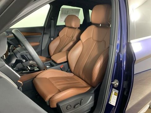 Used 2023 Audi Q5 2.0T Prestige w/ Prestige Package image 30