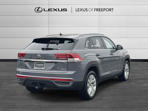 Used 2020 Volkswagen Atlas Cross Sport SE w/ Panoramic Sunroof Package image 5