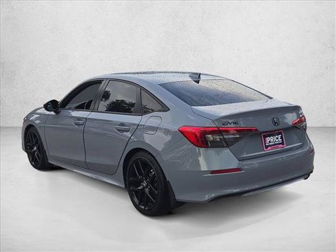 Used 2022 Honda Civic Sport image 8